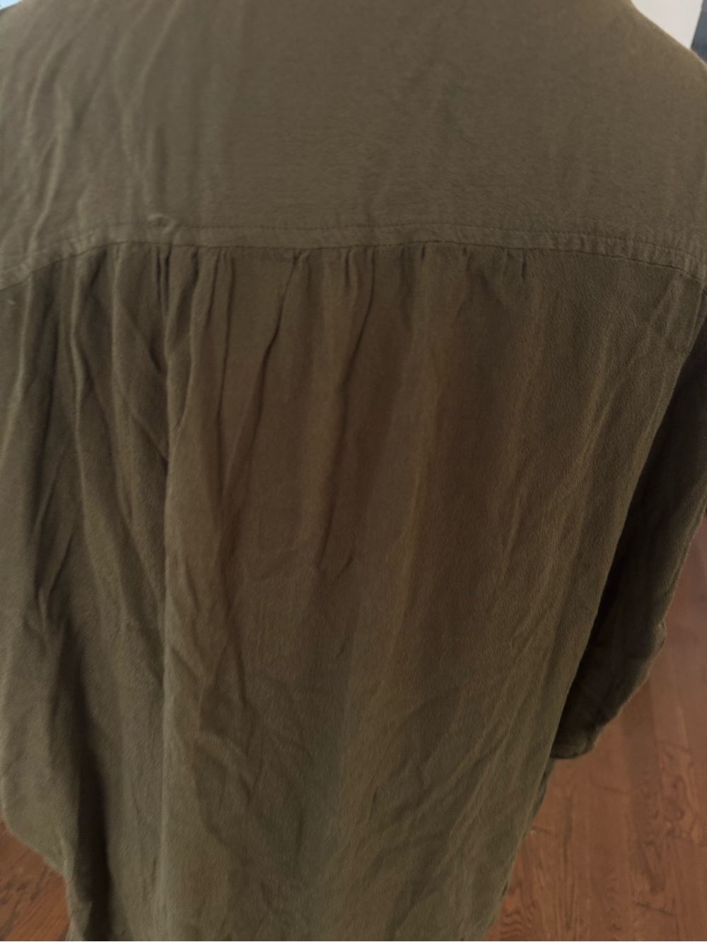 Madewell Olive Green 💯 Viscose Short-Sleeve Button-Down Shirt Size Large - Picture 8 of 10